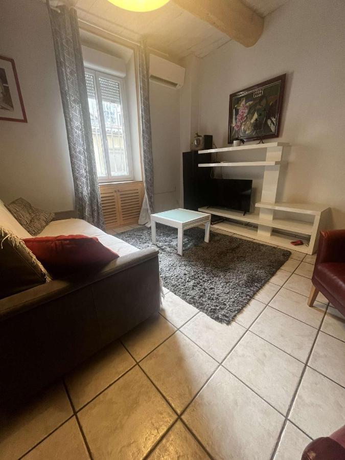 L'Atypique Coeur De Ville - Clim Et Parking Nimes Bagian luar foto